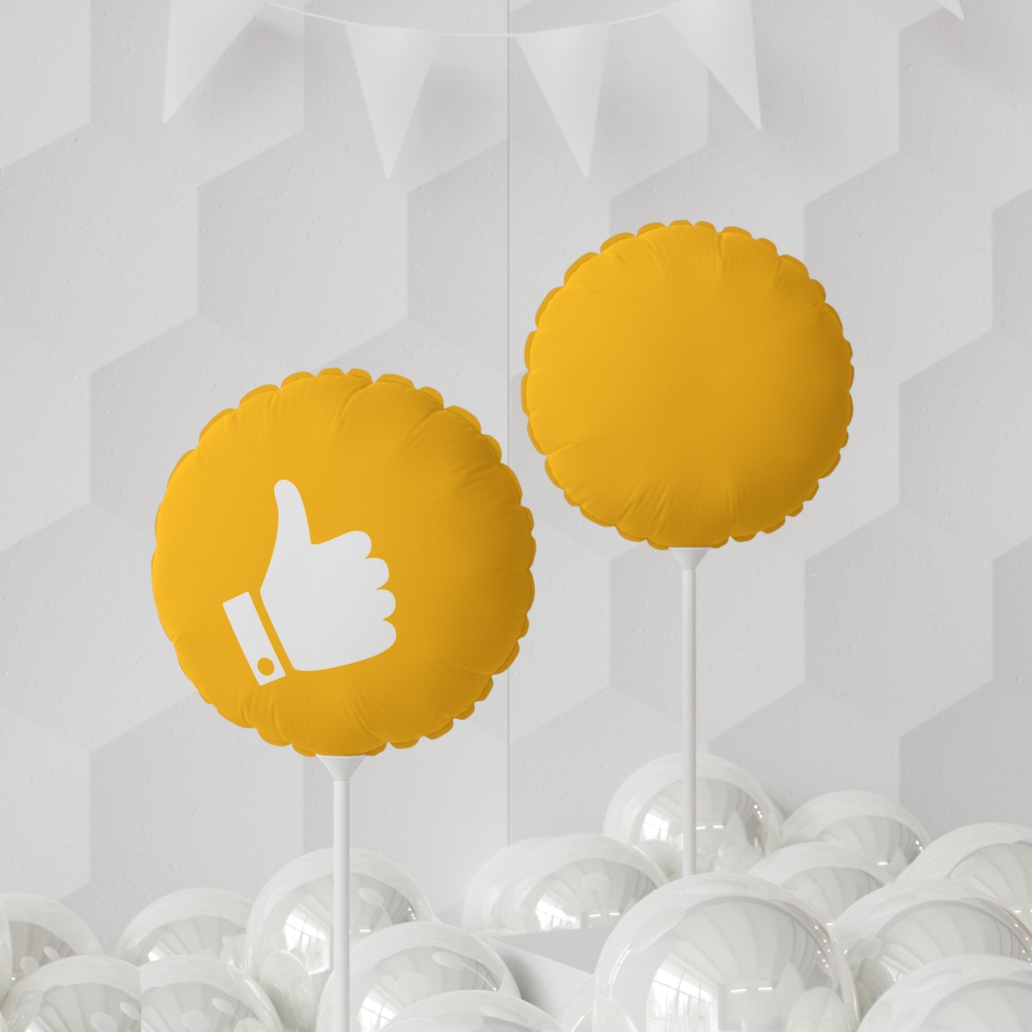11" Thumbs Up Balloon